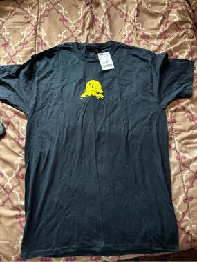 Red eight shirt